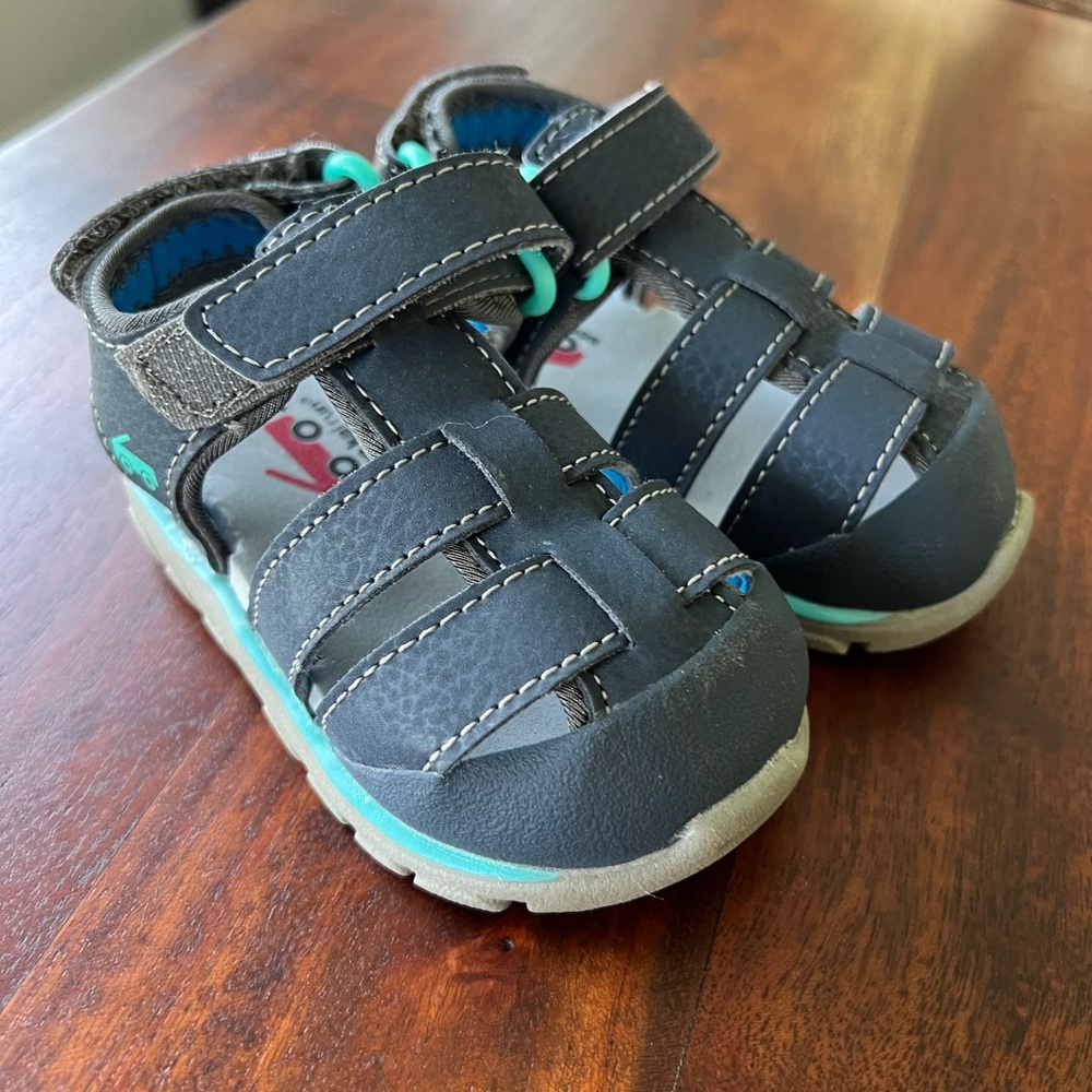 See Kai Run toddler sandals size 5